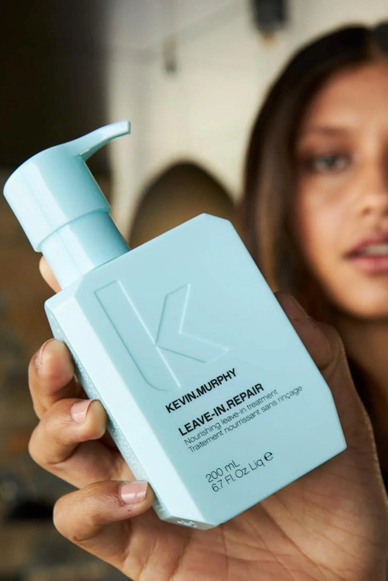 Kevin Murphy Model Holding leave-in repair treatment – nourishing and strengthening formula | Hair Care Canada
